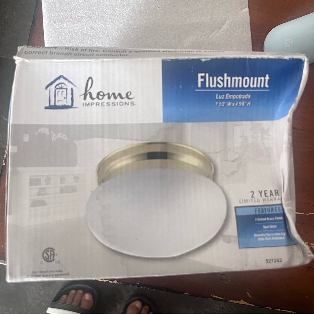 New! Home Impressions Flushmount